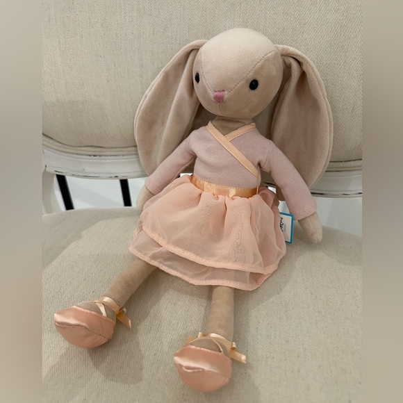 Retired Jellycat NWT Lila Ballerina Bunny Authentic Rare - Picture 3 of 14